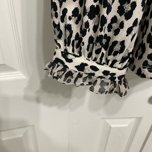 Karl Lagerfeld Long Sleeve Top - Woman’s Large - Picture 2 of 5